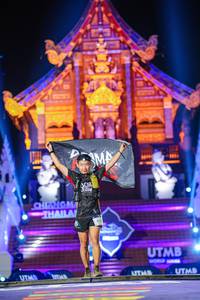 BIB: 924
                            <button type="button" onclick="openModal(22347293)" class="btn btn-primary btn-sm float-right btn-popup" data-toggle="modal" data-target=".modal-high-quality">
                        <i class="fas fa-shopping-cart"></i> Add to Cart
                    </button>
                                            <button type="button" onclick="isThisMe(22347293, true)" class="btn btn-success btn-sm float-right btn-popup btn-isme hidden" data-toggle="tooltip" data-placement="bottom" title="นี่คือรูปของคุณใช่ไหม คลิกที่นี่เพื่อเอาเข้าอัลบั้ม">
                        <i class="fas fa-plus"></i> Add to album
                    </button>
                    <button type="button" onclick="isThisMe(22347293, false)" class="btn btn-warning btn-sm float-right btn-popup btn-isnotme hidden">
                        <i class="fas fa-ban"></i> Remove from album
                    </button>